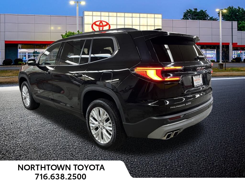 Used 2024 GMC Acadia Elevation SUV
