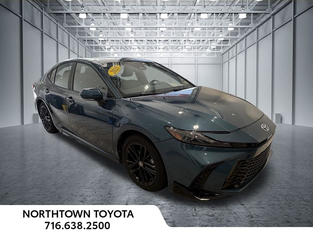 Used 2025 Toyota Camry SE Sedan