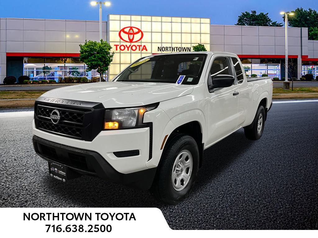 2023 Nissan Frontier S's photo
