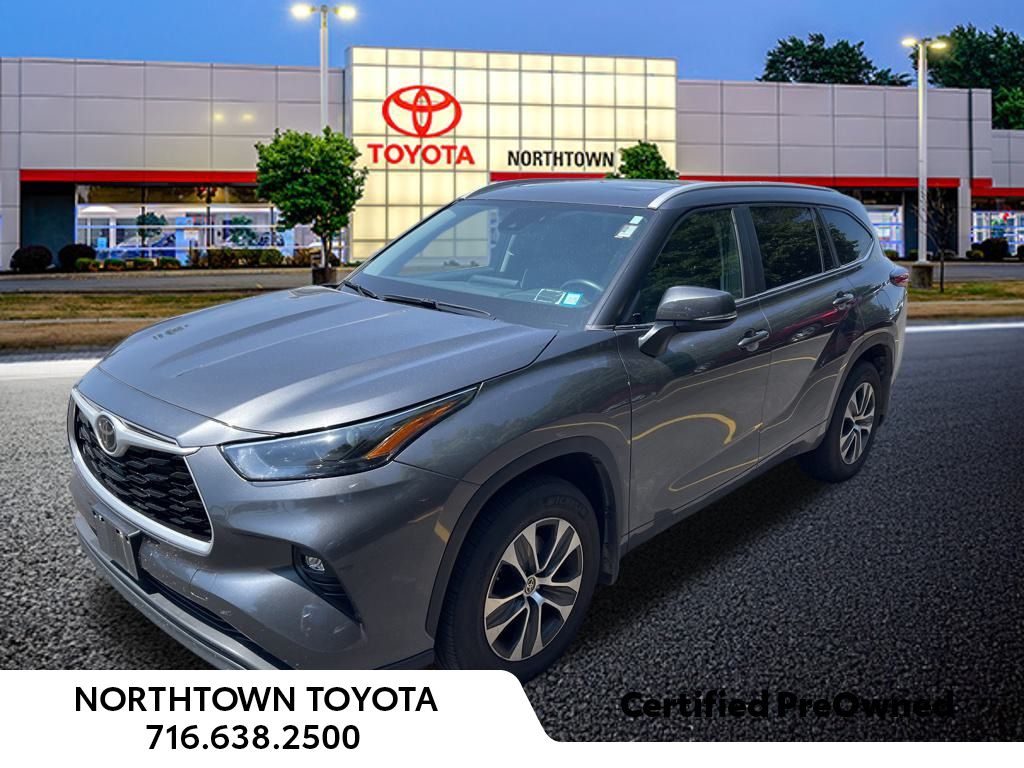 2023 Toyota Highlander XLE