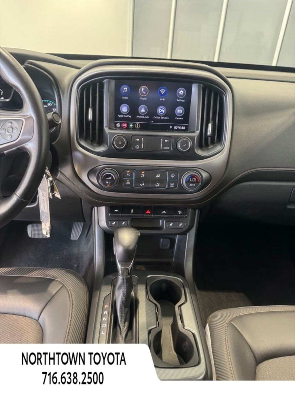 Used 2022 GMC Canyon AT4 w/Cloth Truck
