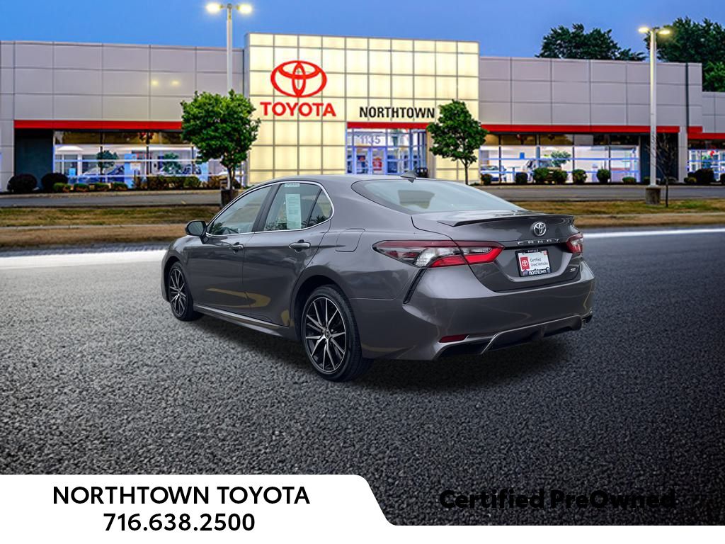 2023 Toyota Camry SE photo 3