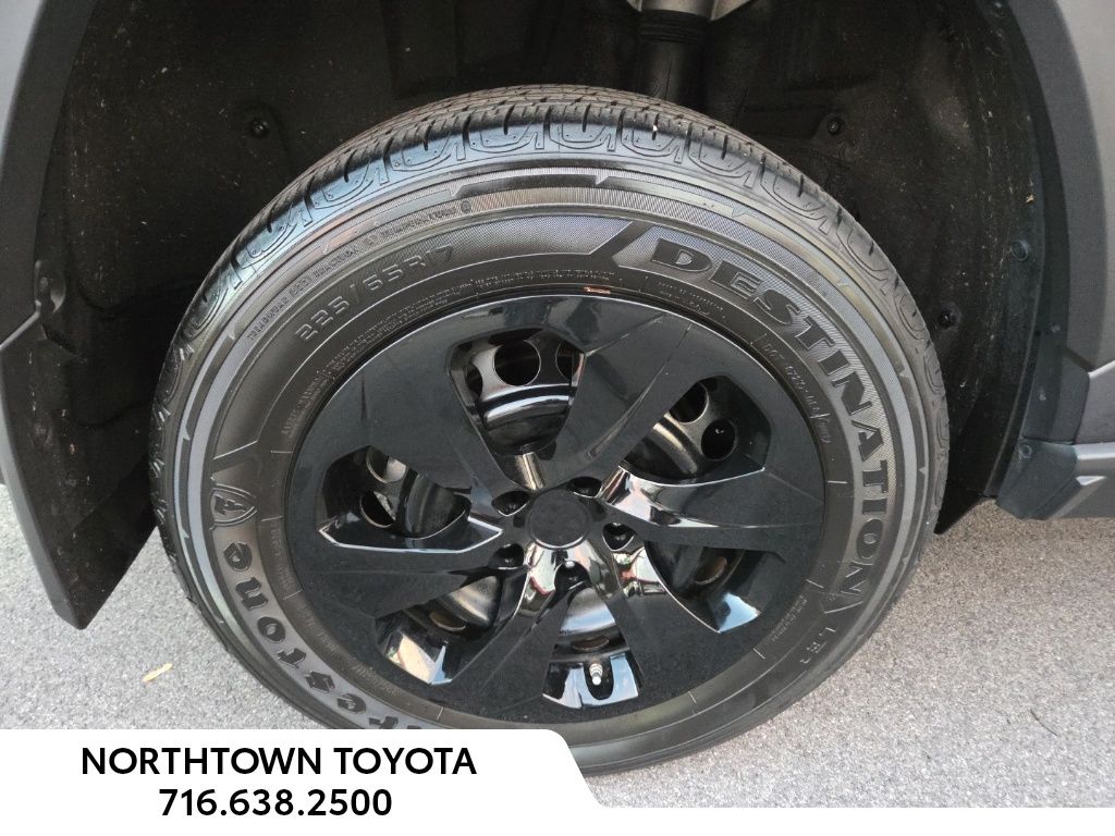 2023 Toyota RAV4 LE photo 4