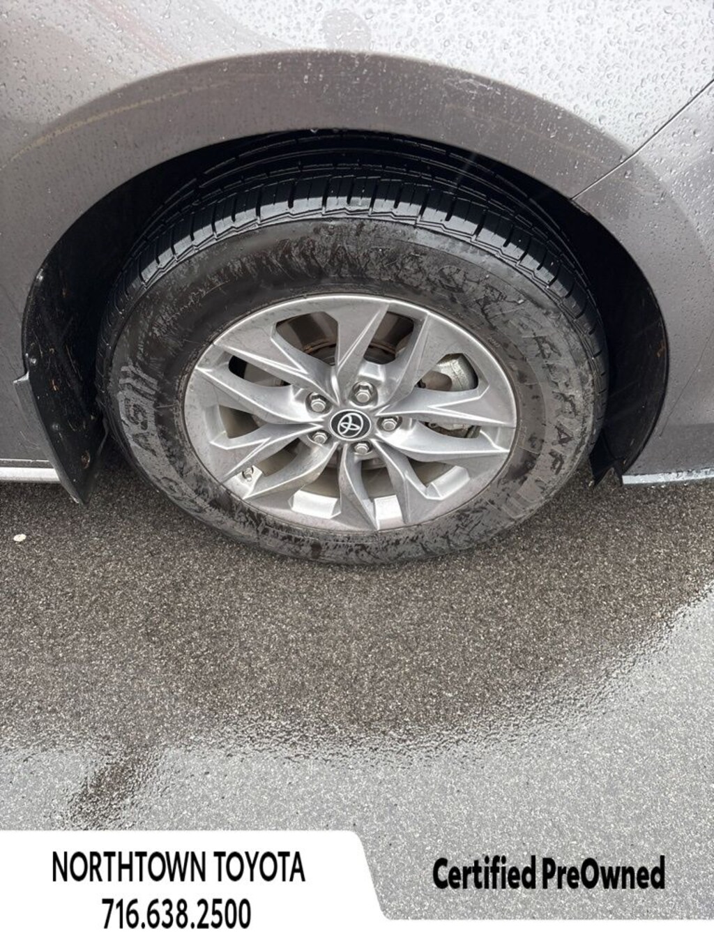 Used 2023 Toyota Sienna XLE 7 Passenger Minivan/Van