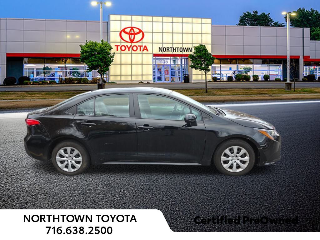 2023 Toyota Corolla LE photo 3