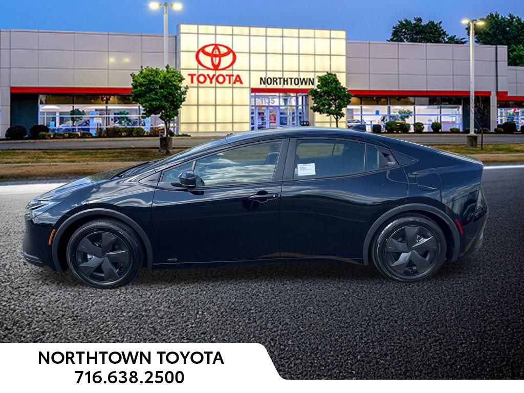 2026 Toyota Prius LE photo 2