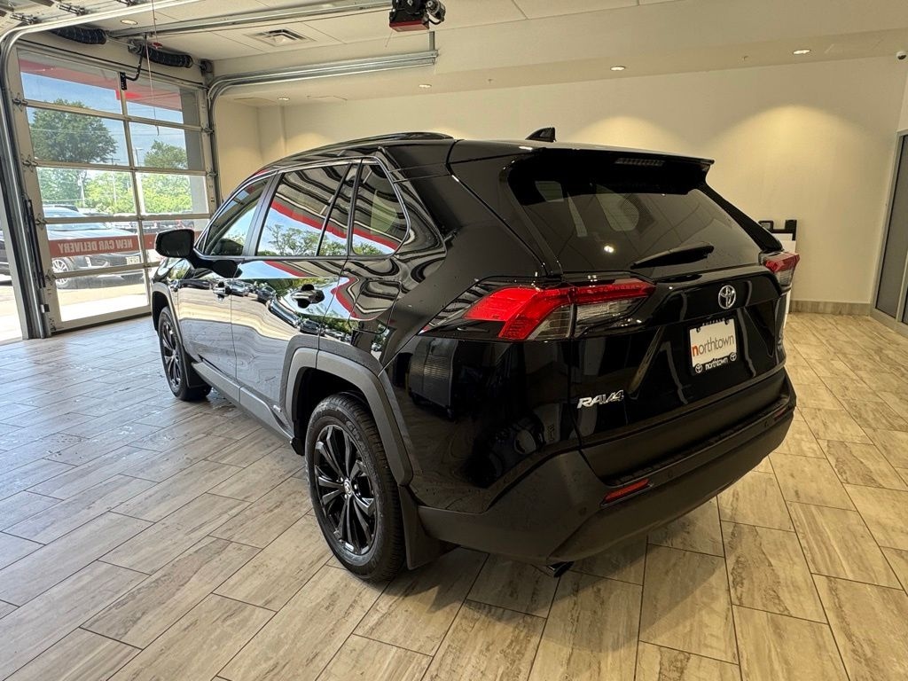 Used 2025 Toyota RAV4 Hybrid XLE Premium SUV