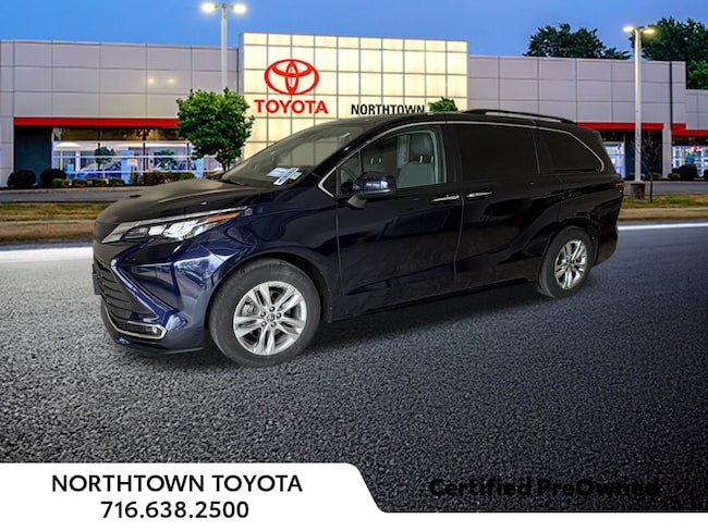 2024 Toyota Sienna XLE 7 Passenger Minivan/Van