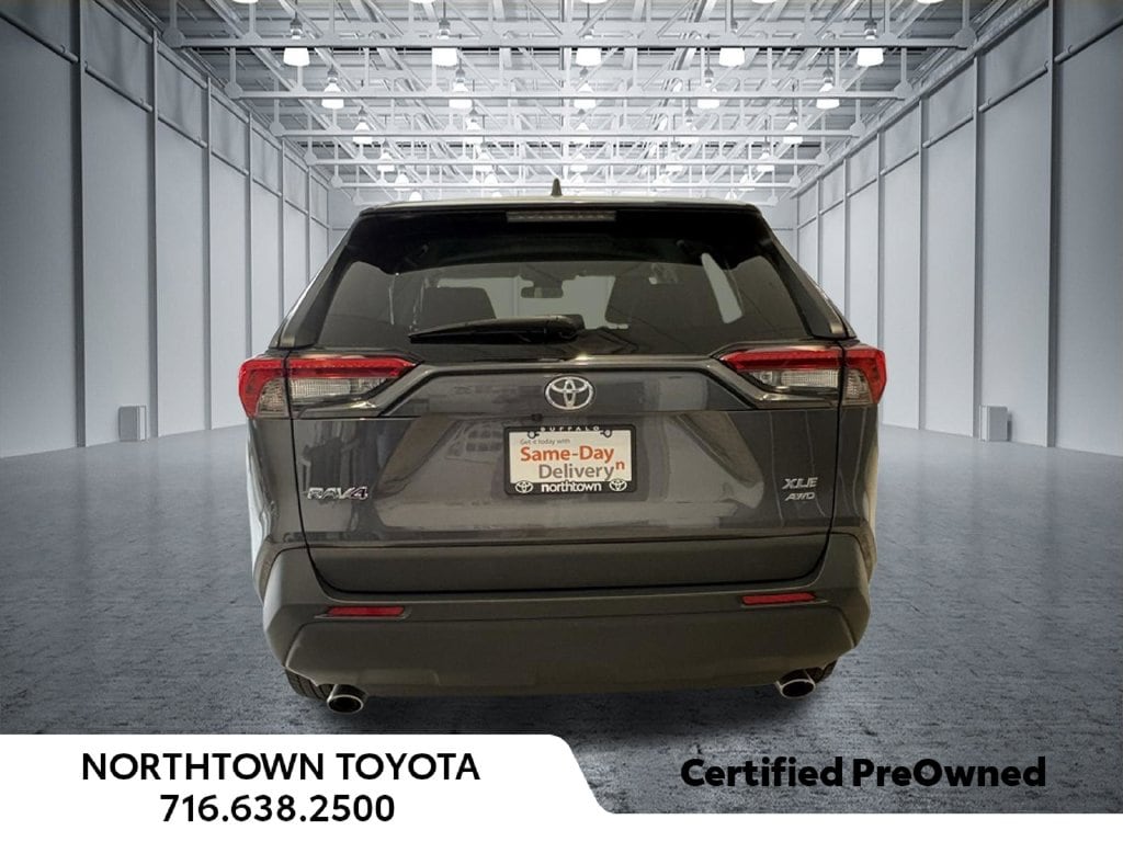2024 Toyota RAV4 XLE - Photo 35