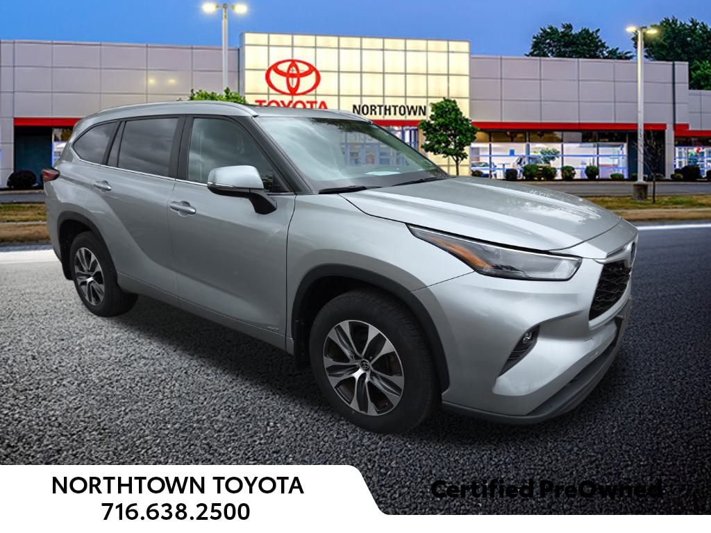 Used 2023 Toyota Highlander Hybrid XLE SUV