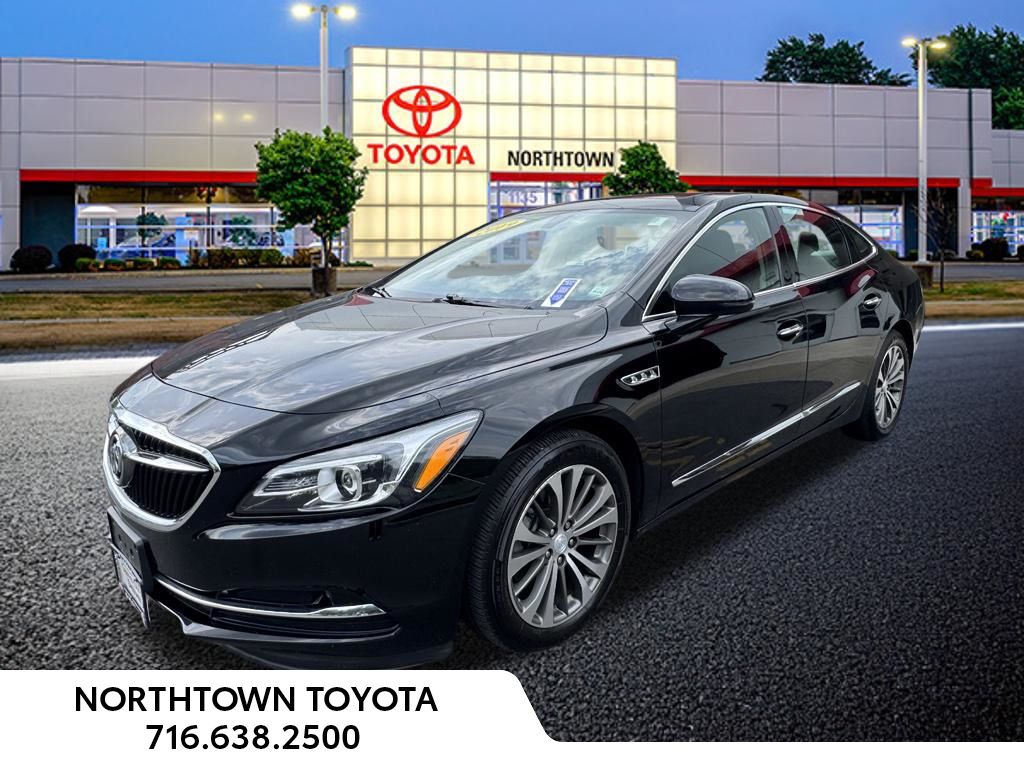 2019 Buick LaCrosse Essence AWD's photo