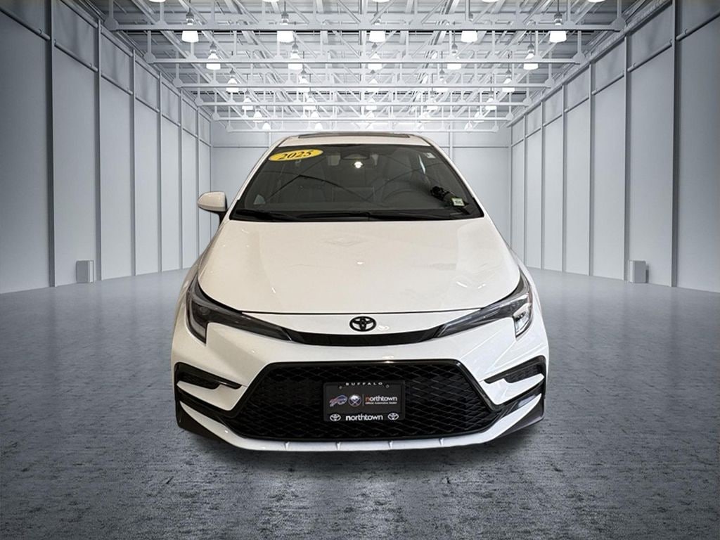 Used 2025 Toyota Corolla SE Sedan