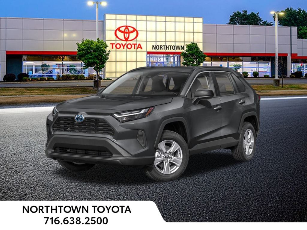 2025 Toyota RAV4 LE's photo