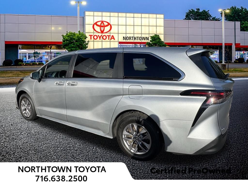 Certified 2025 Toyota Sienna LE 8 Passenger Minivan/Van