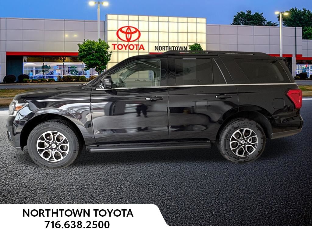 Used 2024 Ford Expedition XLT SUV