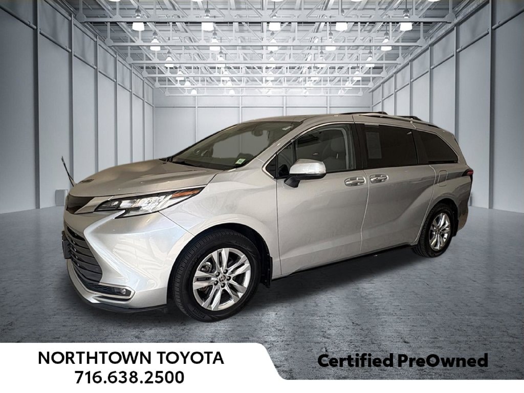 Certified 2022 Toyota Sienna Limited 7 Passenger Minivan/Van