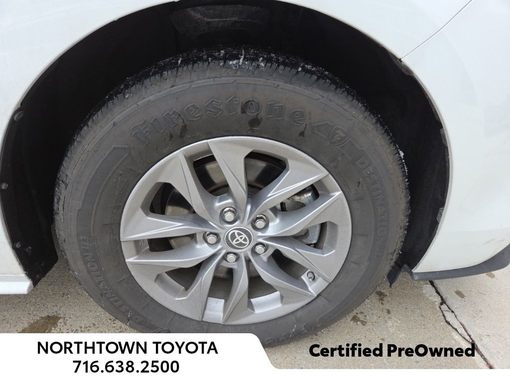 Certified 2023 Toyota Sienna XLE 7 Passenger Minivan/Van