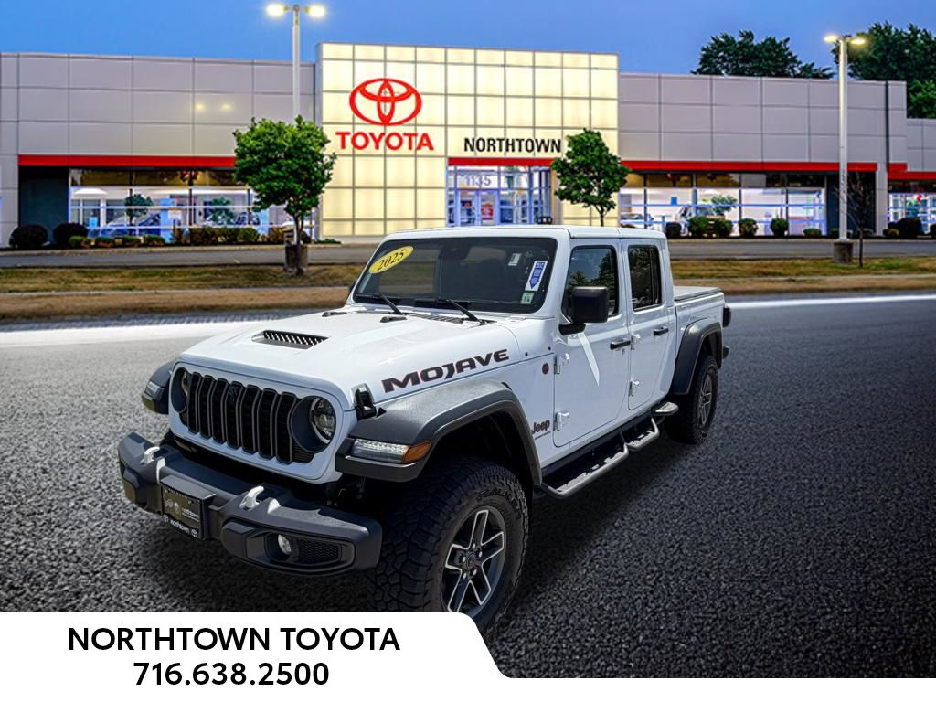 2025 Jeep Gladiator Mojave Auto's photo