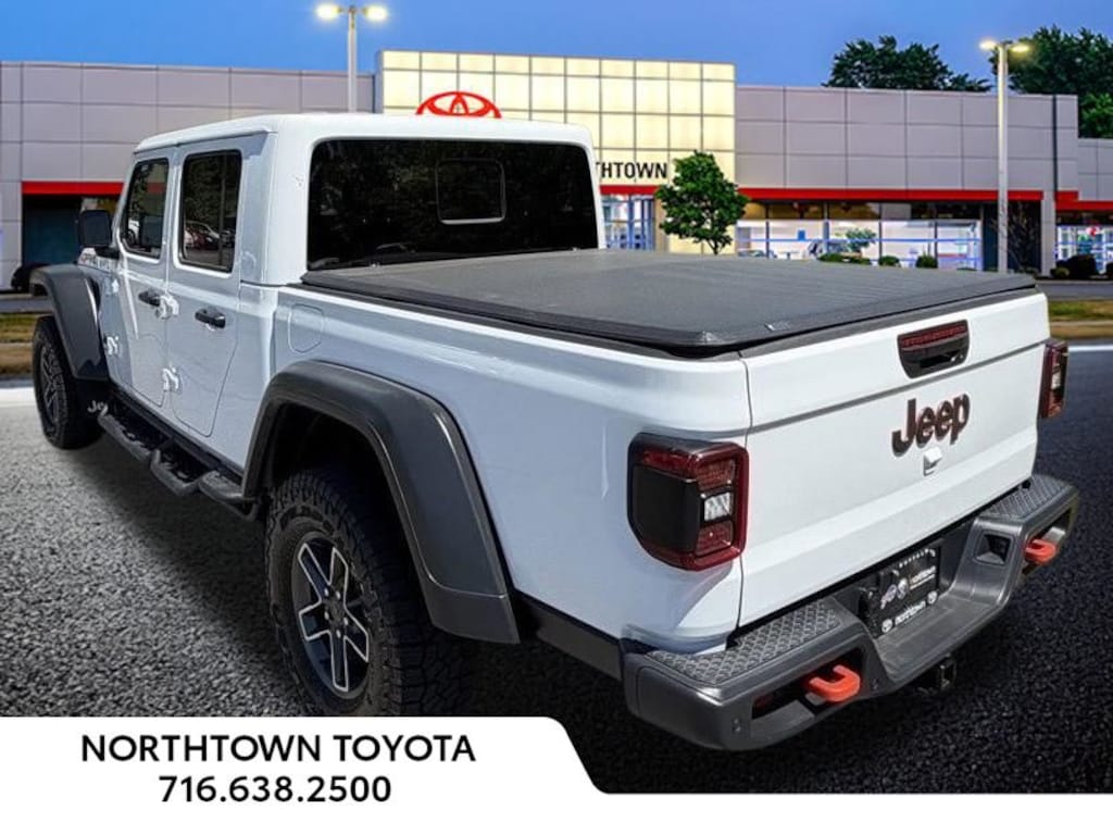 Used 2025 Jeep Gladiator Mojave Truck