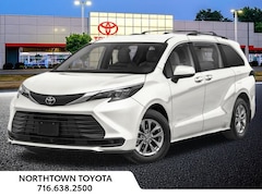 2026 Toyota Sienna LE 8 PASSENGER