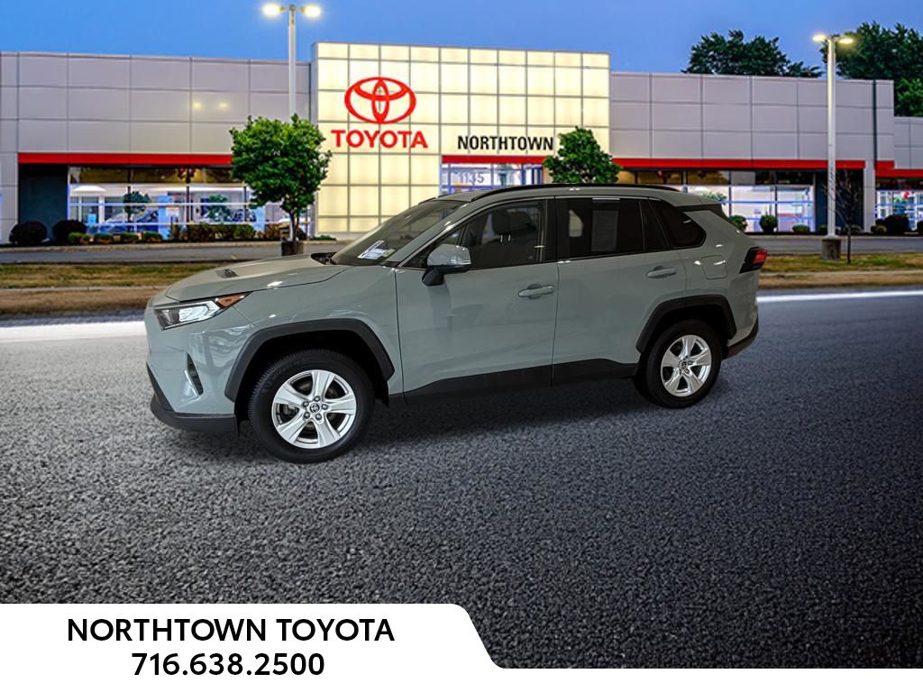 2020 Toyota RAV4 XLE