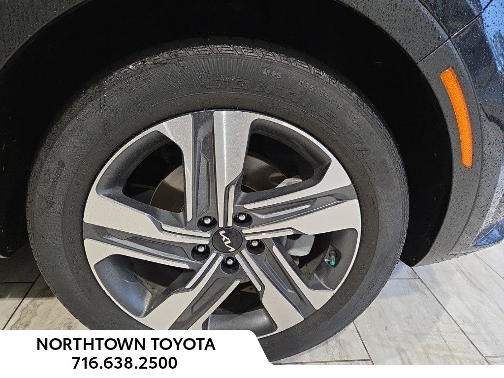 2023 Kia Sorento Hybrid EX photo 2