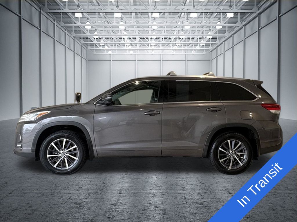 2018 Toyota Highlander SUV 