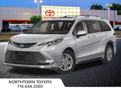 2025 Toyota Sienna Platinum 7 PASSENGER