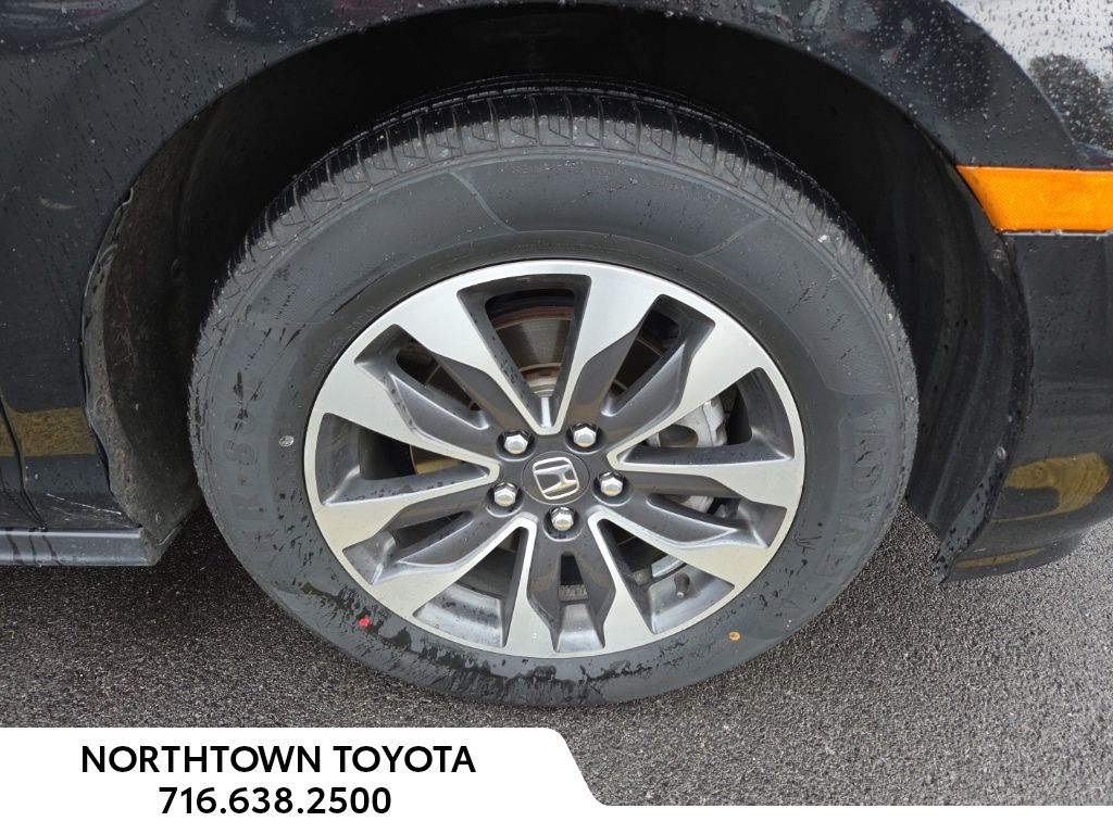 2024 Honda Odyssey EX-L photo 2