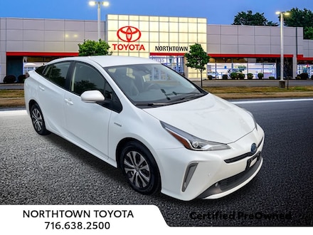 2022 Toyota Prius XLE AWD-e Hatchback