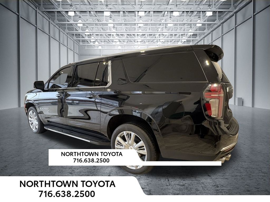 Used 2023 Chevrolet Suburban High Country SUV