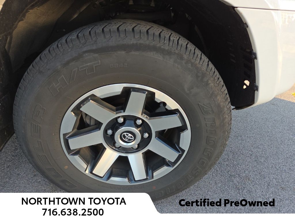 2023 Toyota 4Runner TRD Off-Road Premium photo 2