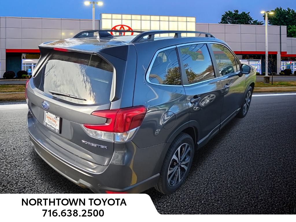 2024 Subaru Forester Limited photo 4