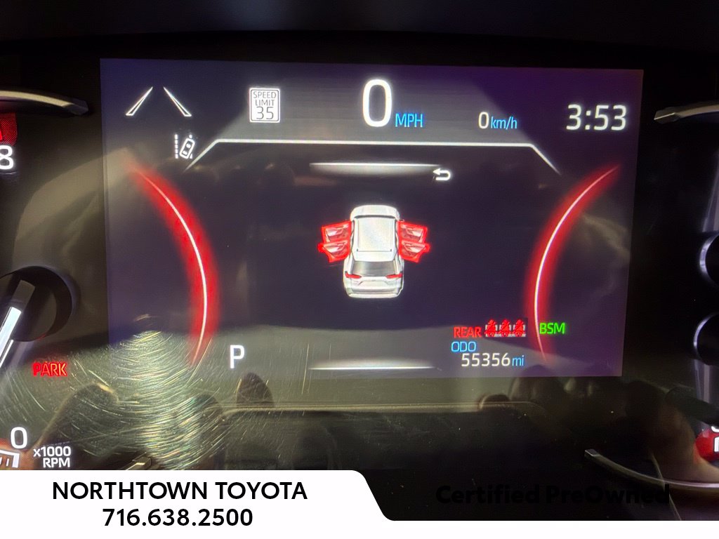 2024 Toyota RAV4 XLE - Photo 9