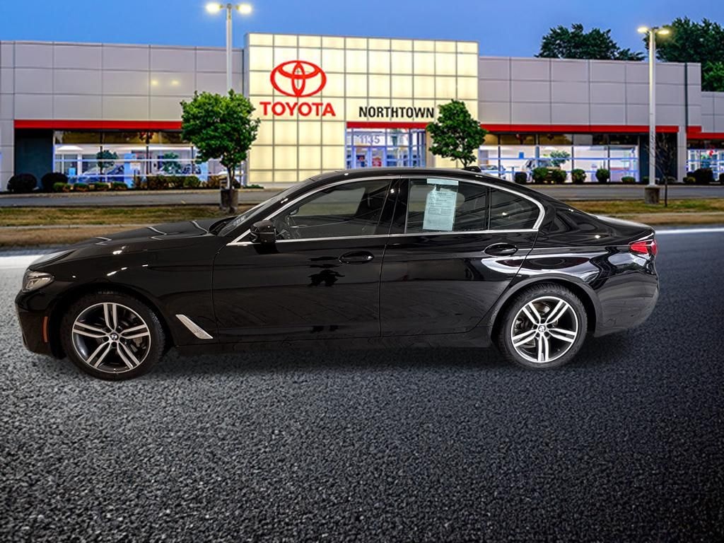 Used 2021 BMW 5 Series 530i xDrive Sedan