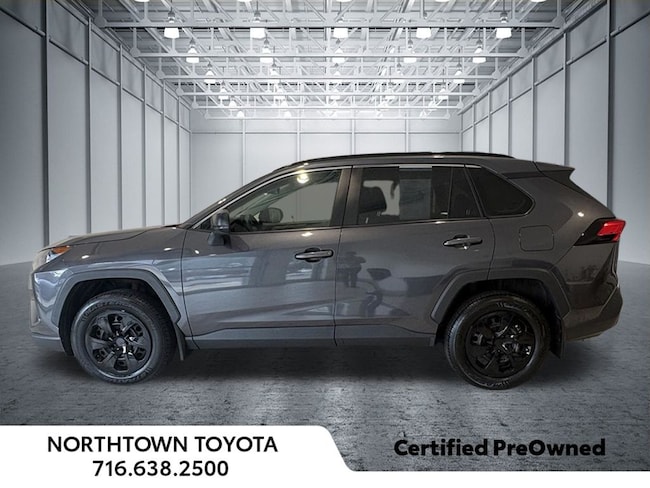 2020 Toyota RAV4 LE SUV