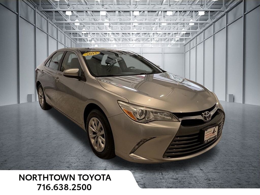 Used 2015 Toyota Camry LE Sedan