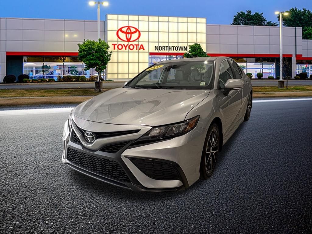 Certified 2024 Toyota Camry SE Sedan