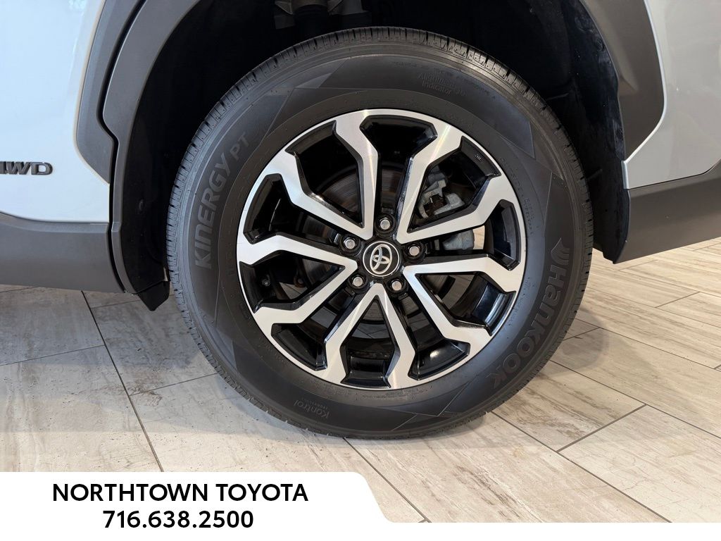 2024 Toyota Corolla Cross S - Photo 30