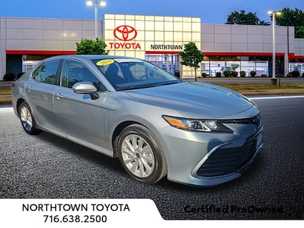 2022 Toyota Camry LE Sedan