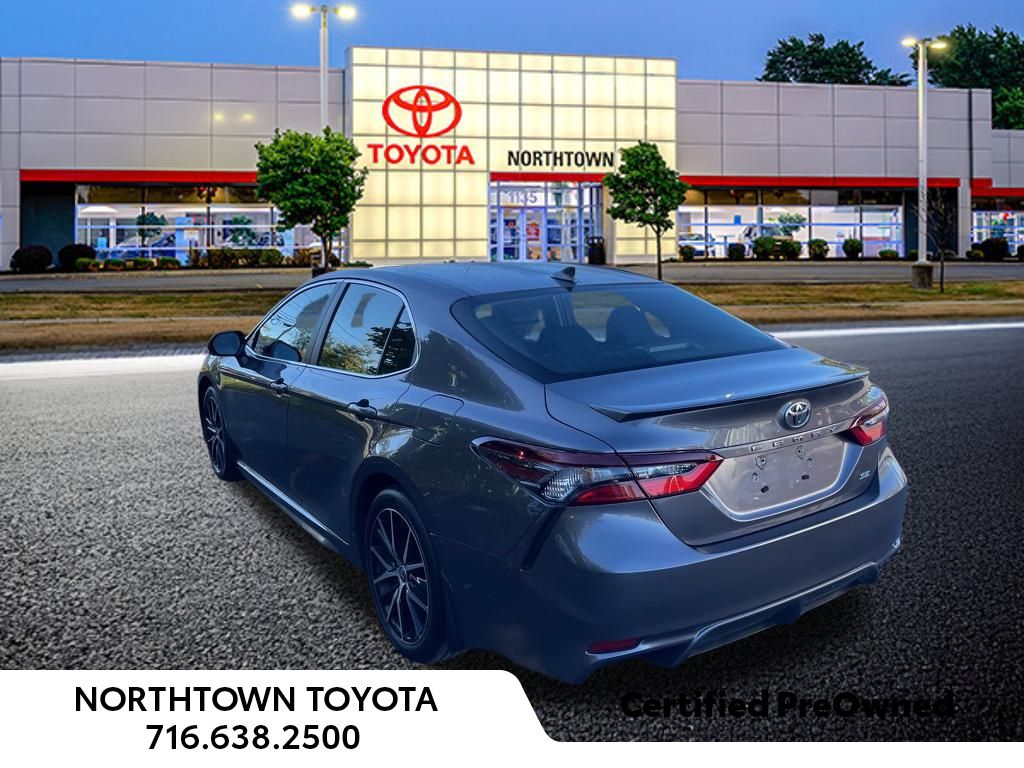 2023 Toyota Camry SE photo 3