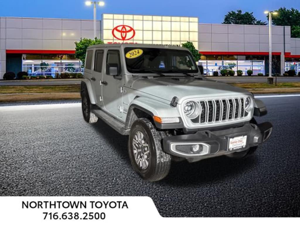 Used 2024 Jeep Wrangler Sahara SUV