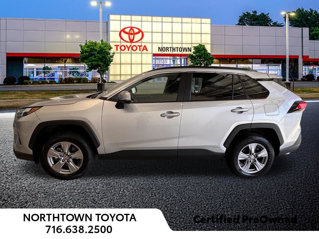 Used 2025 Toyota RAV4 Hybrid LE SUV
