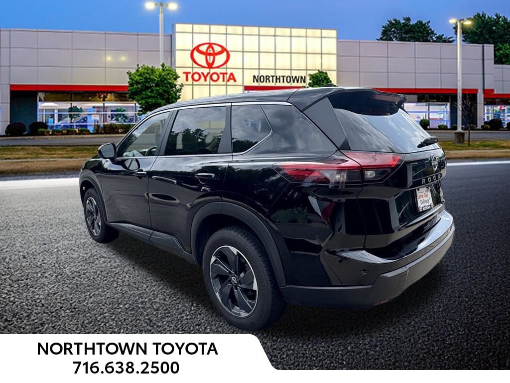 Used 2025 Nissan Rogue SV SUV