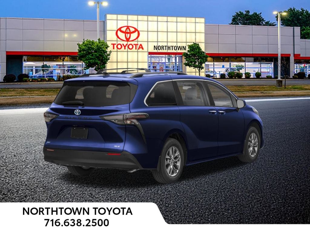 New 2026 Toyota Sienna XLE 7 PASSENGER