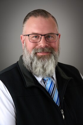 Staff member Chris Kinney from ID_5bd4908e993e