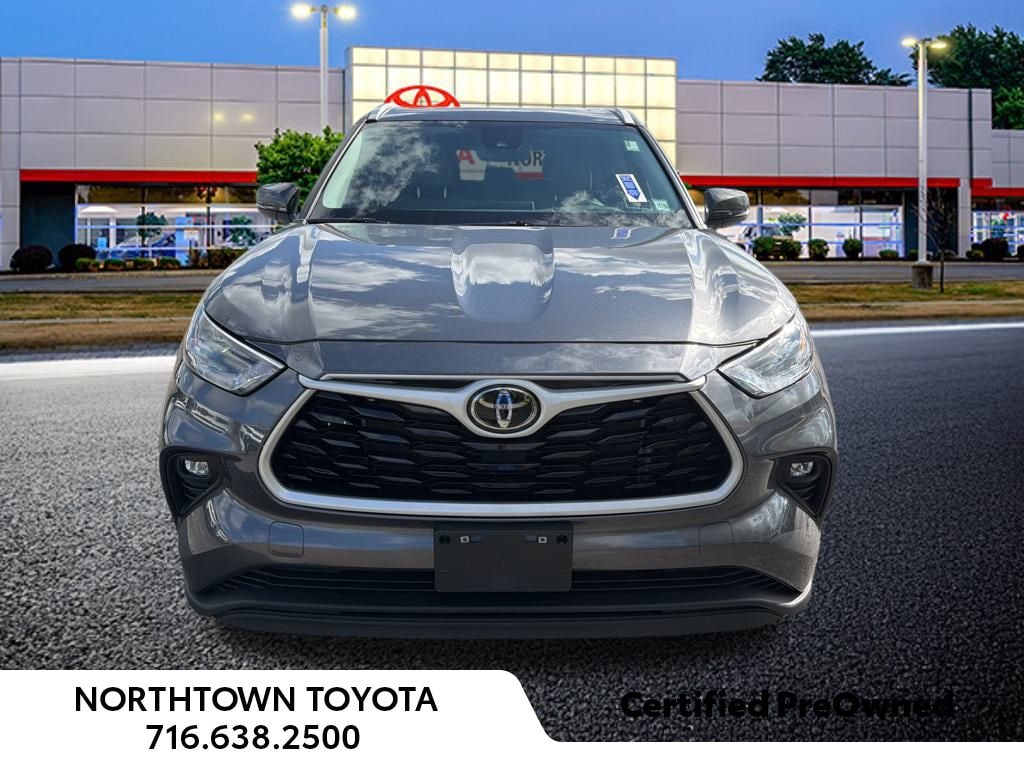 Used 2024 Toyota Highlander XLE SUV