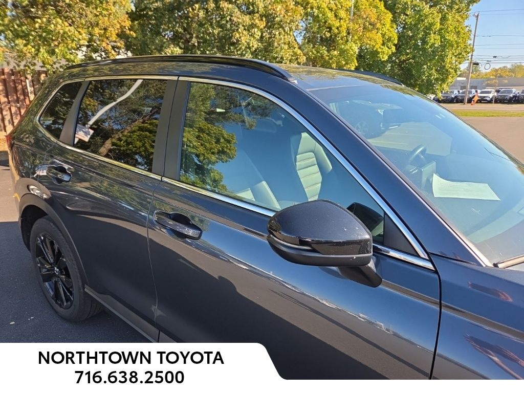 2023 Honda CR-V Hybrid Sport Touring photo 3