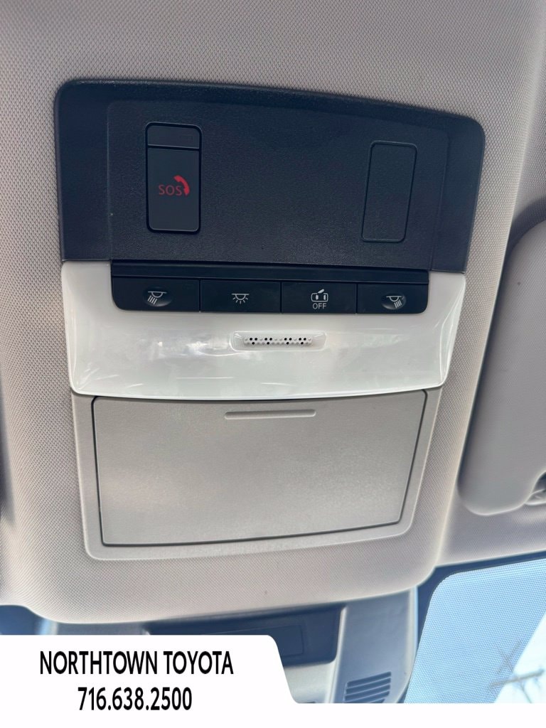 2025 Nissan Rogue SV - Photo 23