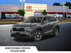 2025 Toyota Highlander XLE XLE AWD